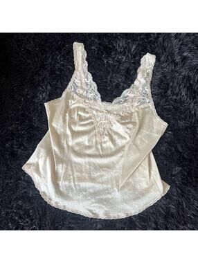 Vintage 1970s Maidenform Sweet Nothings Camisole 36 Ivory Cream Lace ILGWU USA